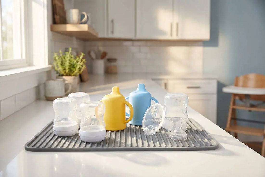 Baby bottle drying station with silicone mat