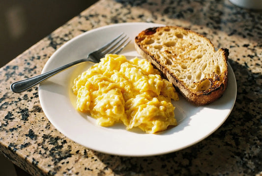 Fluffy Scrambled Eggs with Milk Frother: Extra Fluffy Eggs in 5 Minutes — InstaCuppa