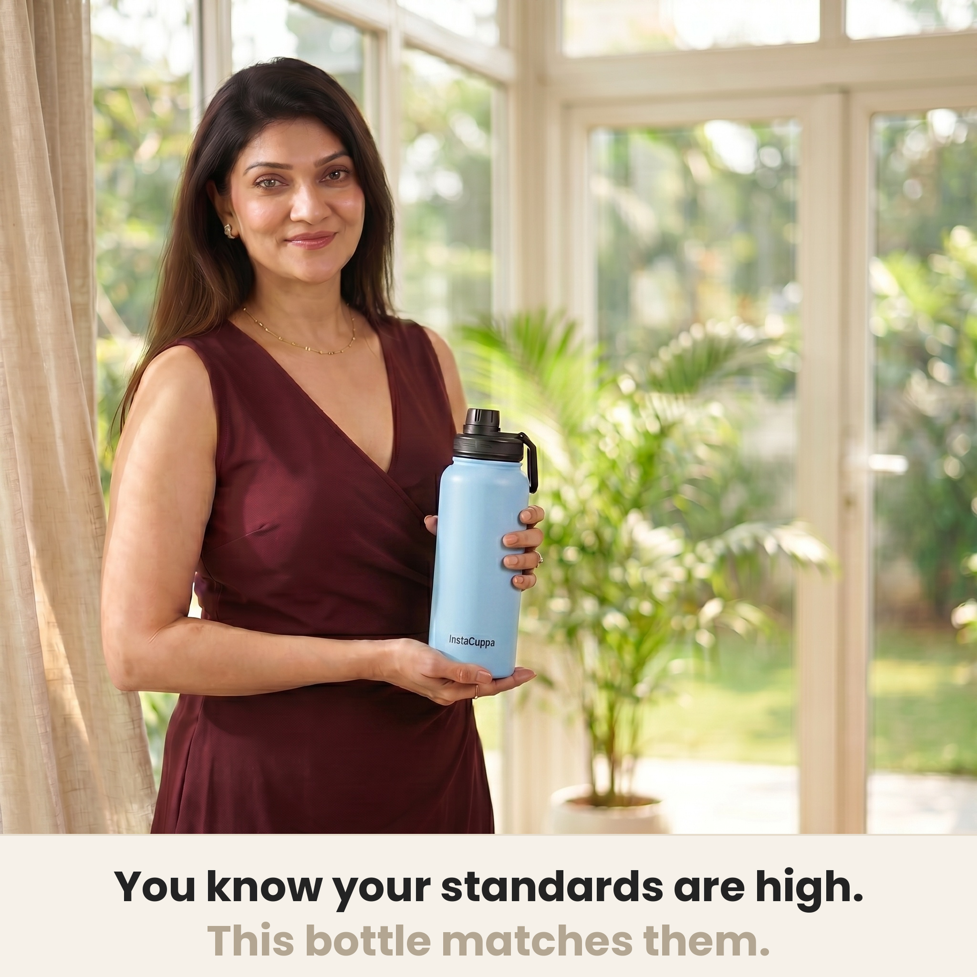 InstaCuppa Insulated Water Bottle 1000 ml - Sky Blue - In Use