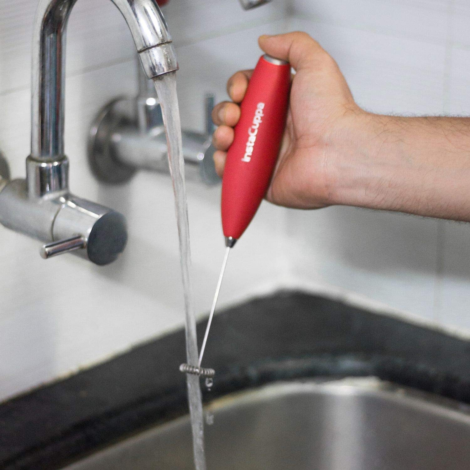 InstaCuppa milk Frother easy to clean
